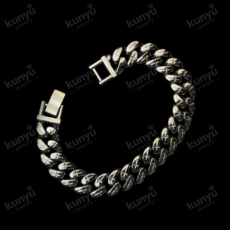 Handgefertigtes Hip-Hop-Armband